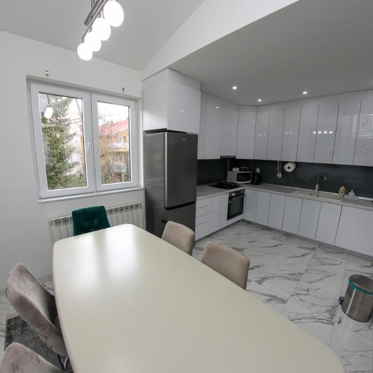 Emerald Elegant Residence - Apartman sa 2 Spavaće Sobe - 11