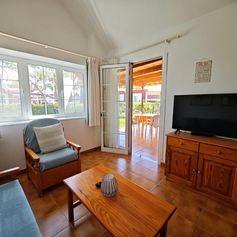 Bungalow with great garden, los Tunos - Apartamento de 1 dormitorio con jardín - 18
