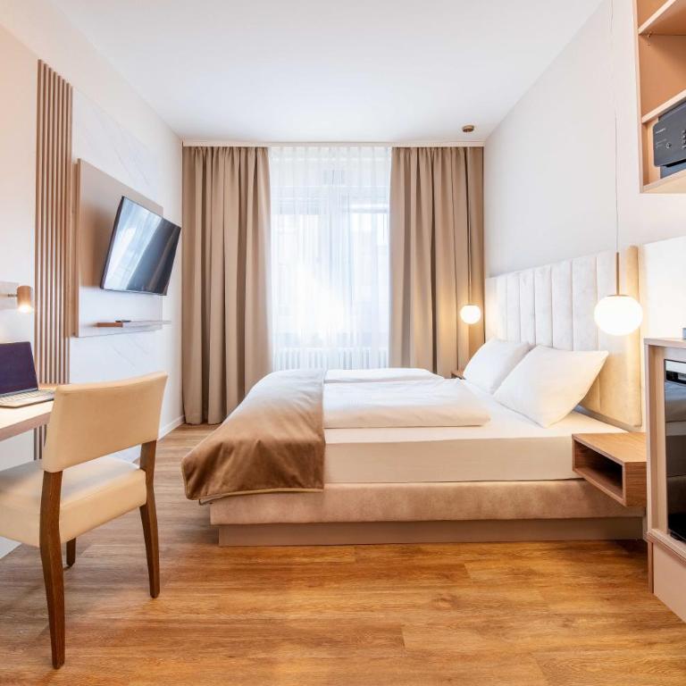 Altstadt Hotel - Doppelzimmer - 10