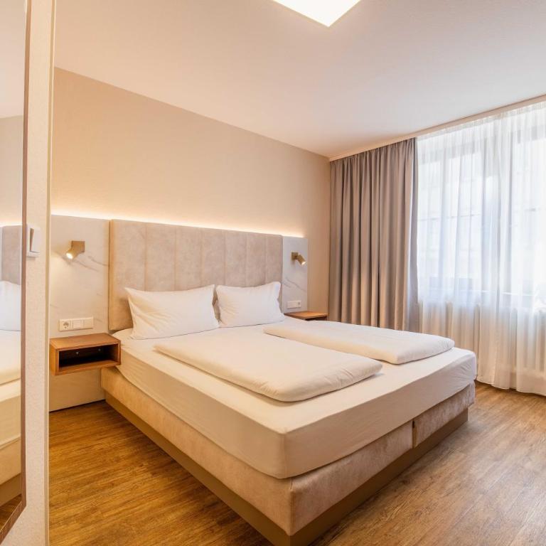 Altstadt Hotel - Doppelzimmer - 8