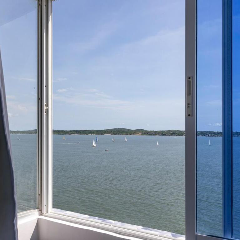 Balcony to the Horizon - One-Bedroom Apartment - 20