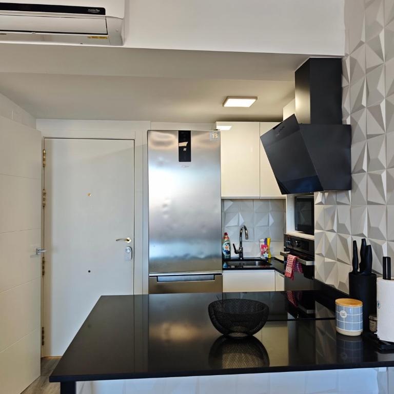 Modern Pool&Sea View Apartment Benidorm - One-Bedroom Apartment - 15