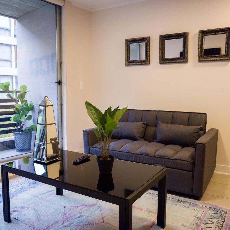 Terrace Vibe Chic Apartment Steps from Metro - Apartment - 15