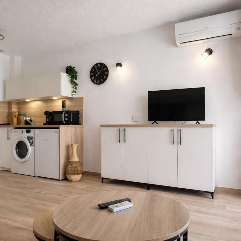 Studio avec piscine à 100 m de la plage - Studio - 2