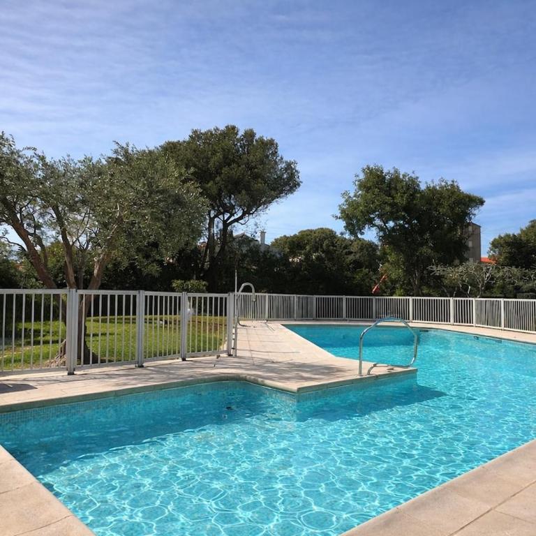 Studio avec piscine à 100 m de la plage - Studio - 12