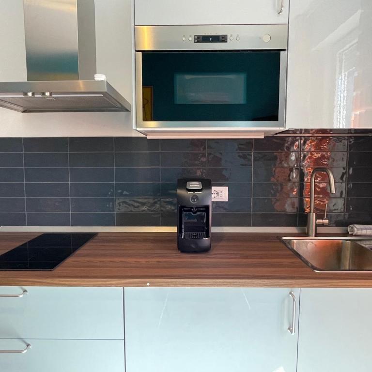 Bilocale a 230 mt dal mare WiFi e parcheggio 1 - Appartamento - 13
