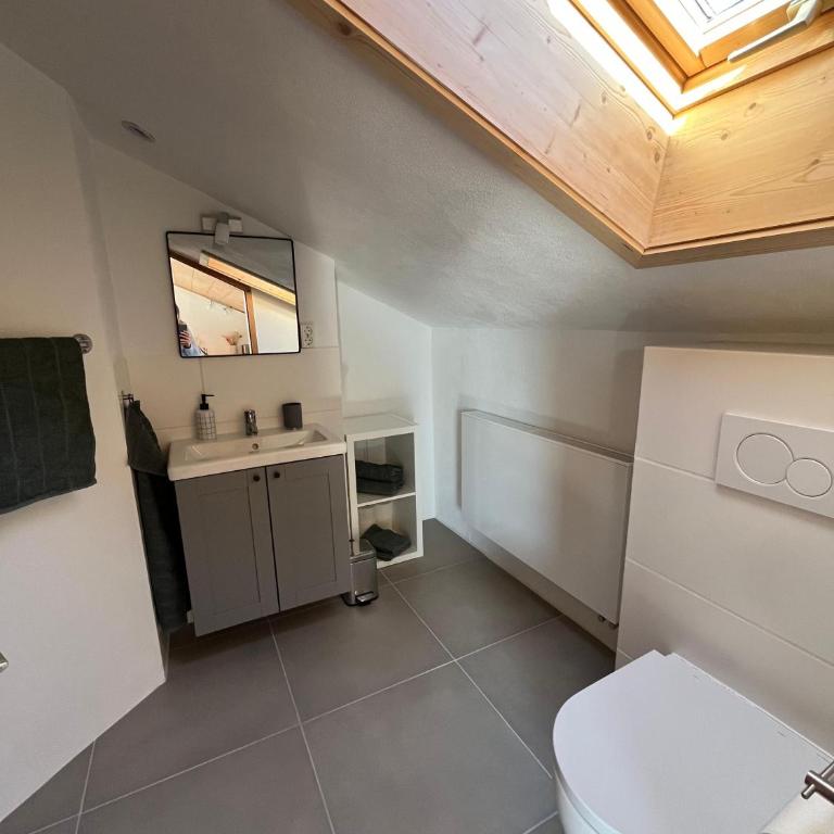 Hoch oben im Sonnendorf Burgberg - One-Bedroom Apartment - 3