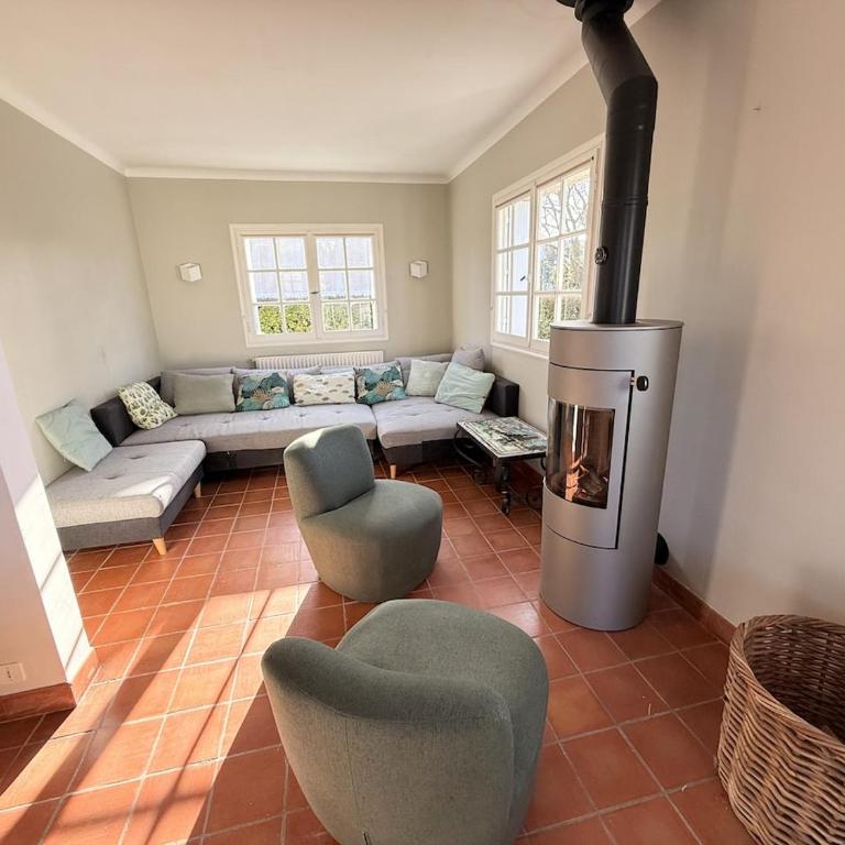 Grande maison - 4 chambres à 1 min des plages - Cabellou - Four-Bedroom House - 6