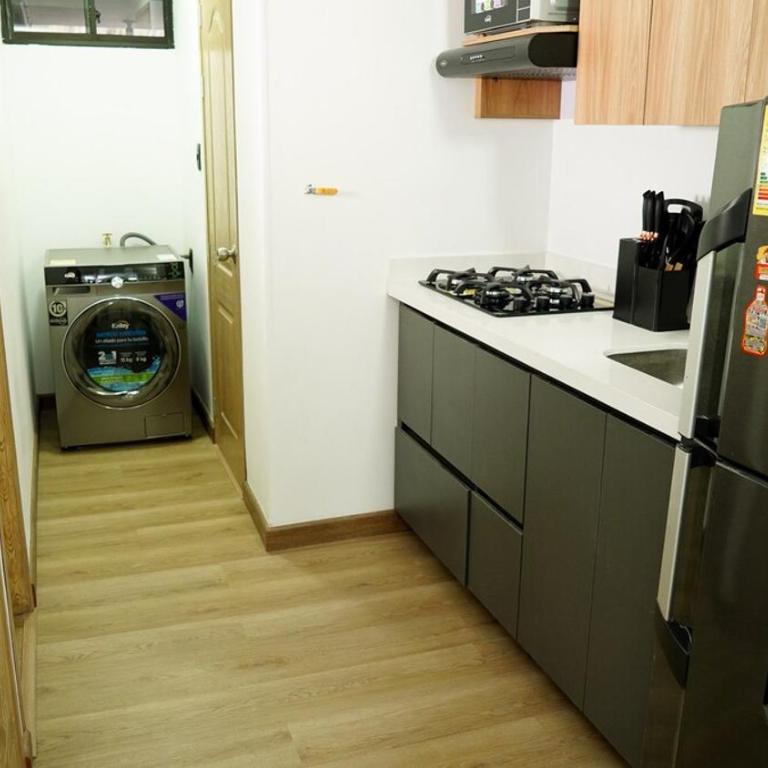 Aparta estudio independiente - Apartamento de 1 dormitorio - 16