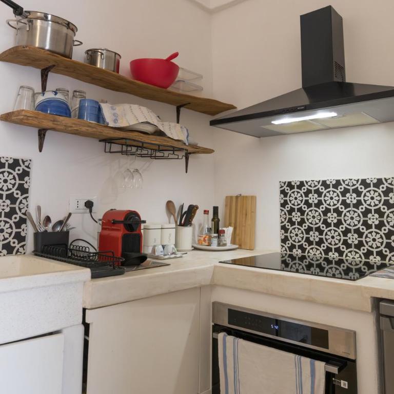 Historic Home with Large Rooftop Terrace in Heart of Ceglie - Casa con 1 Camera da Letto - 23