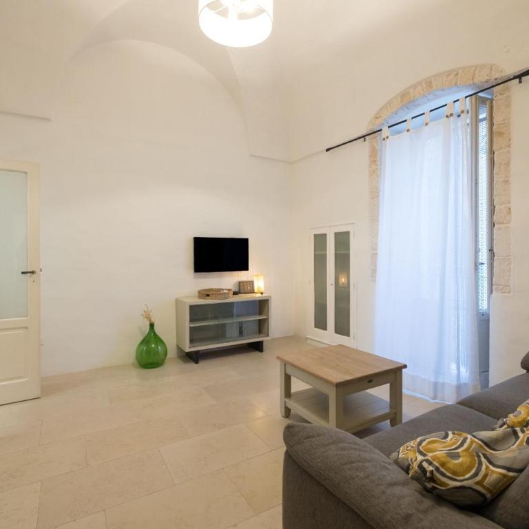 Historic Home with Large Rooftop Terrace in Heart of Ceglie - Casa con 1 Camera da Letto - 29
