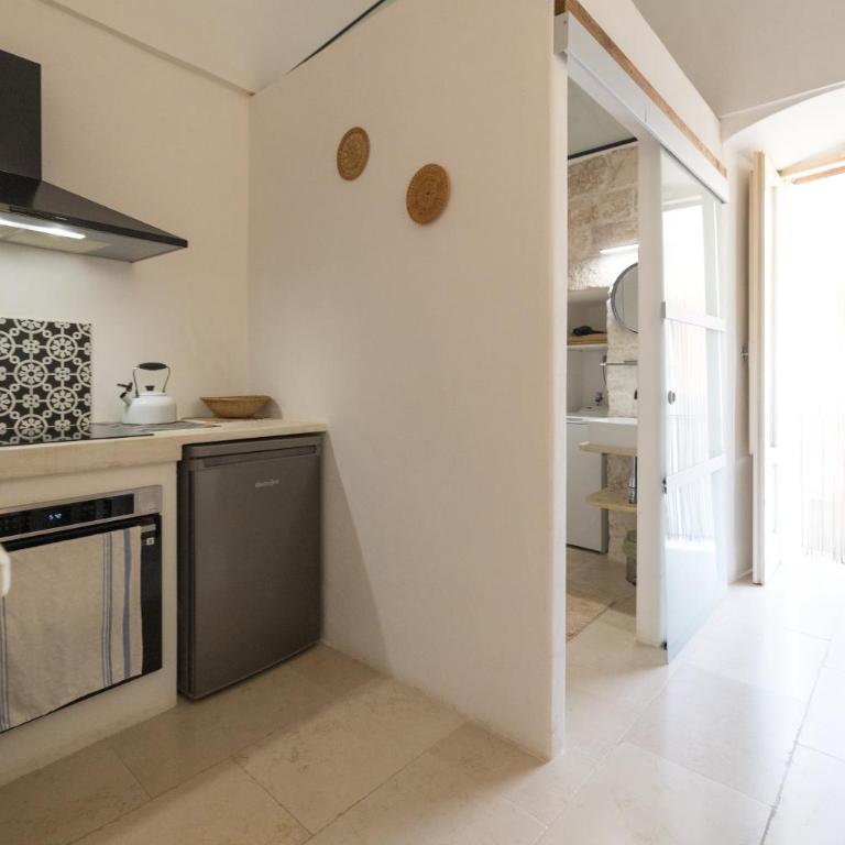 Historic Home with Large Rooftop Terrace in Heart of Ceglie - Casa con 1 Camera da Letto - 27