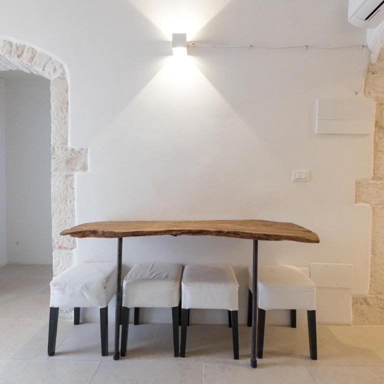 Historic Home with Large Rooftop Terrace in Heart of Ceglie - Casa con 1 Camera da Letto - 6