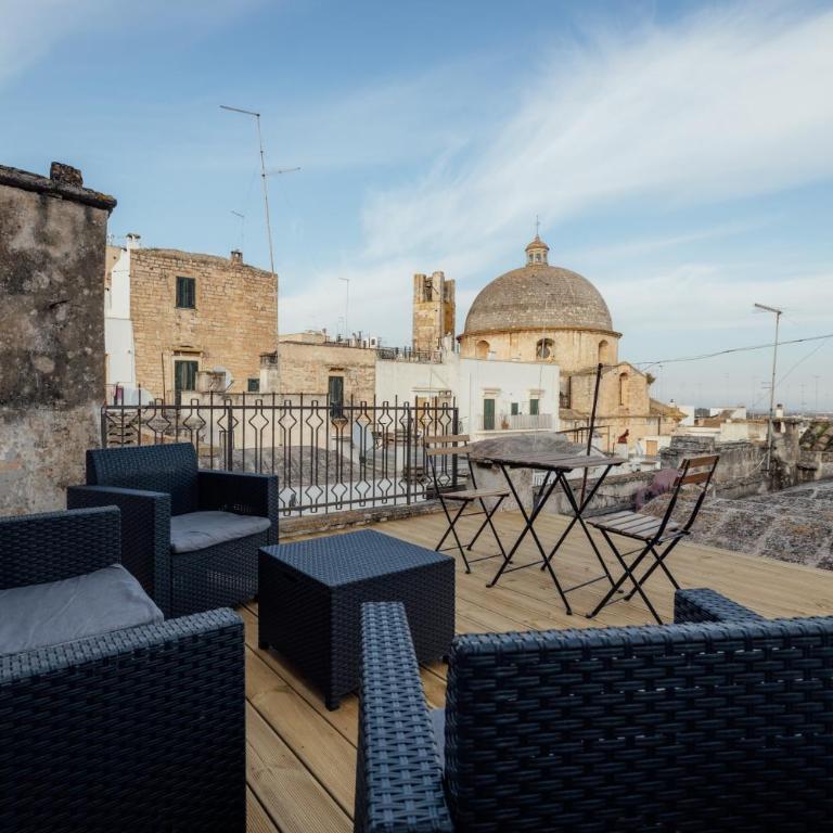 Historic Home with Large Rooftop Terrace in Heart of Ceglie - Casa con 1 Camera da Letto - 3