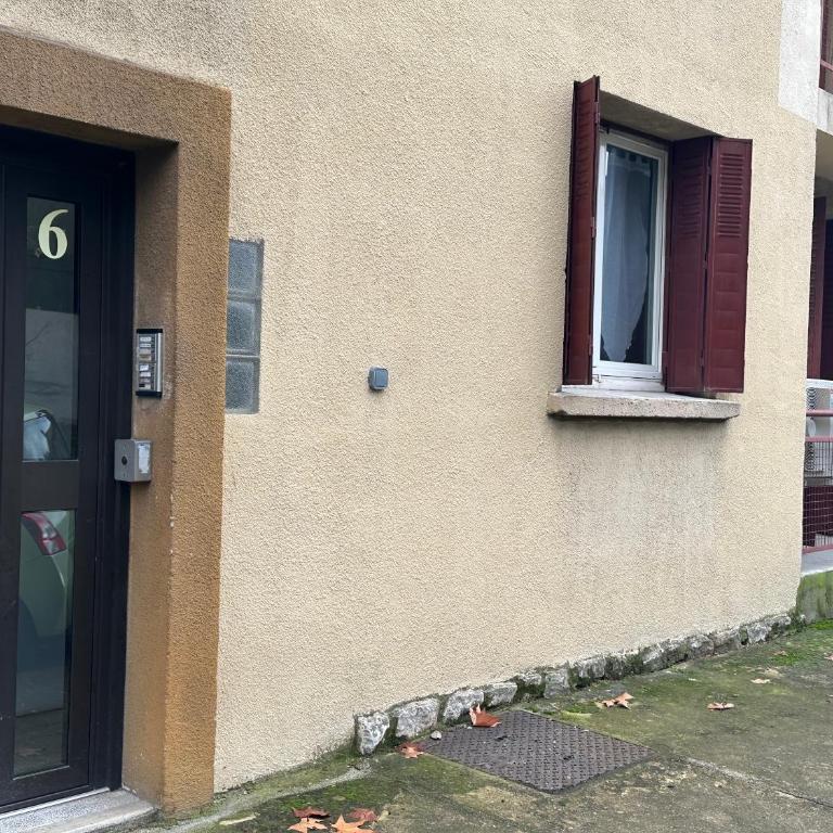 2 bedrooms appartment with free parking - Studio 2 Chambres - 2