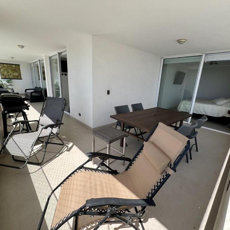Frente A Playa El Laucho Dpto 2D 2B Terraza y Estacionamiento - Two-Bedroom Apartment with Balcony and Sea View - 10
