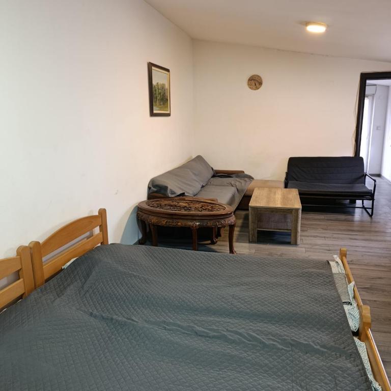 Belgrade Stay-Terace Apartment -6 Guests - One-Bedroom Apartment - 2