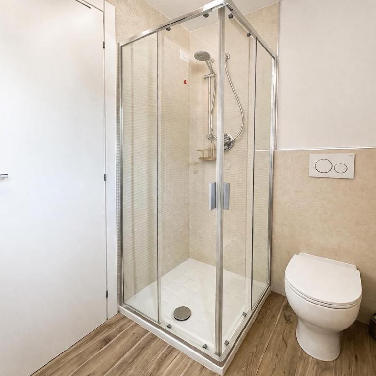 Gold Apartment - Two-Bedroom Apartment - 16