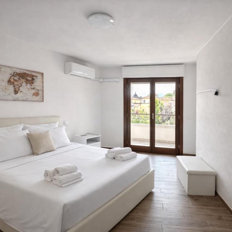 Gold Apartment - Two-Bedroom Apartment - 9