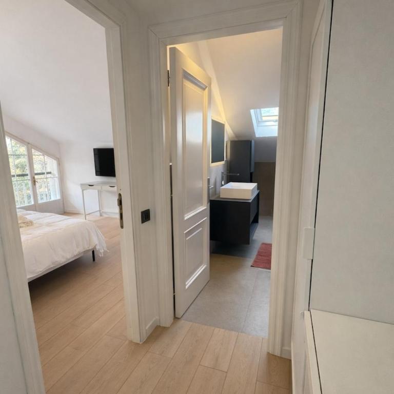 The Park Terrace - Huge outdoor quite and central - Two-Bedroom Apartment - 17