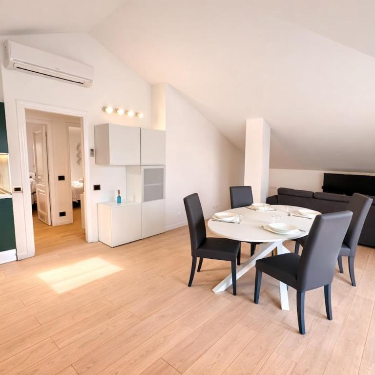 The Park Terrace - Huge outdoor quite and central - Two-Bedroom Apartment - 10