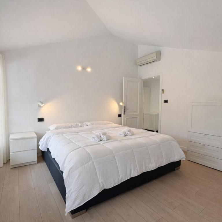 The Park Terrace - Huge outdoor quite and central - Two-Bedroom Apartment - 13
