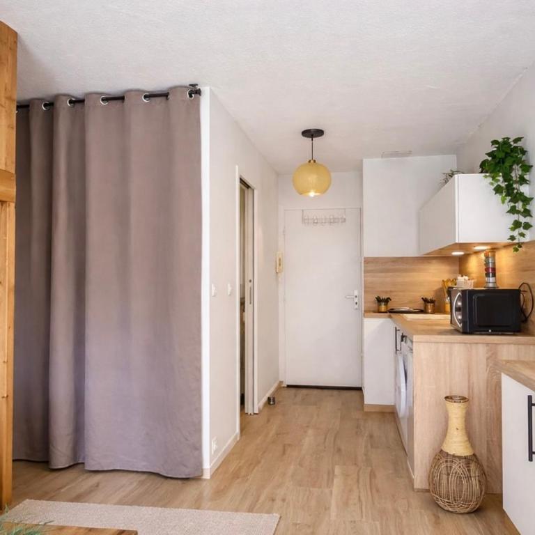 Studio avec piscine à 100 m de la plage - Studio - 23