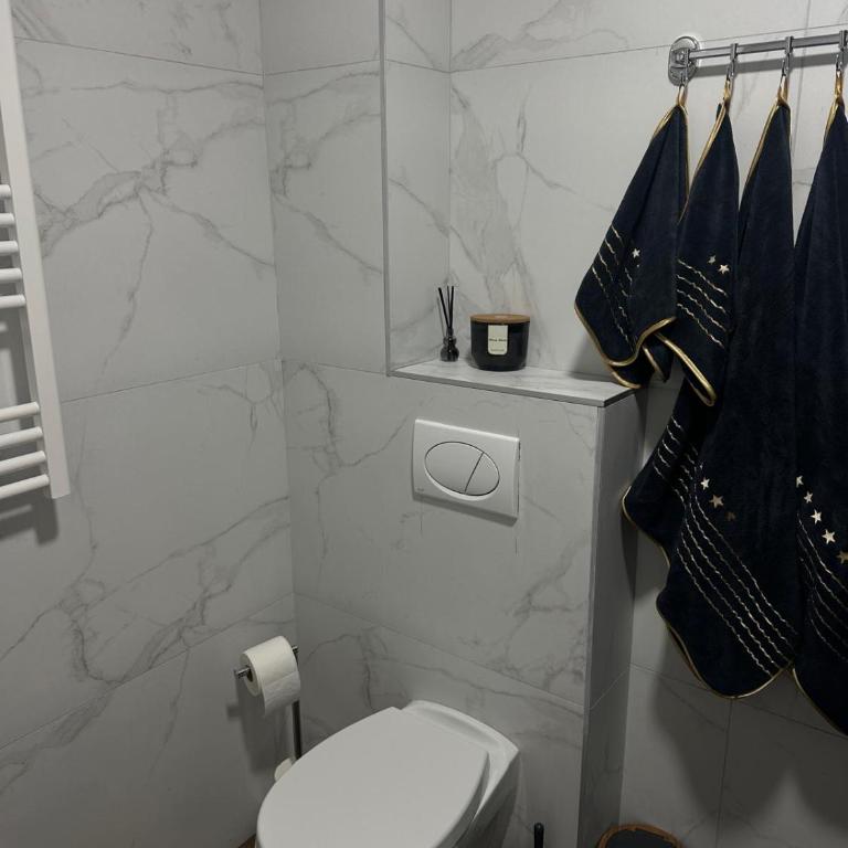 Apartman Top 5 & free parking - Apartman sa 1 Spavaćom Sobom - 18