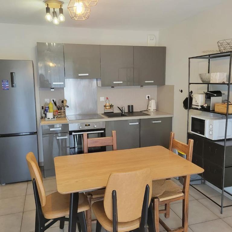 Charmant appartement proche des thermes - Appartement 2 Chambres - 4
