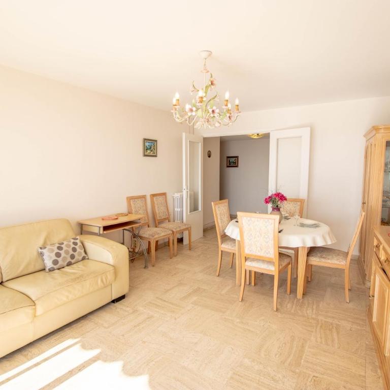 Spacieux T3 en bord de mer, Wifi, Parking, Calme - Two-Bedroom Apartment - 12
