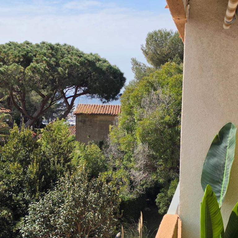 Appart cosy, 2 pièces, clim, parking privée, tout équipé, face au port de Santa Lucia - Apartamento de 1 dormitorio con balcón y vistas al mar - 8