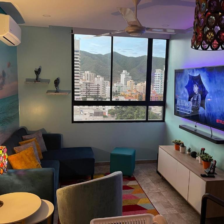 Nuevo Apto De Lujo SMART a 200m de Playa Rodadero - Apartamento de 1 dormitorio - 3