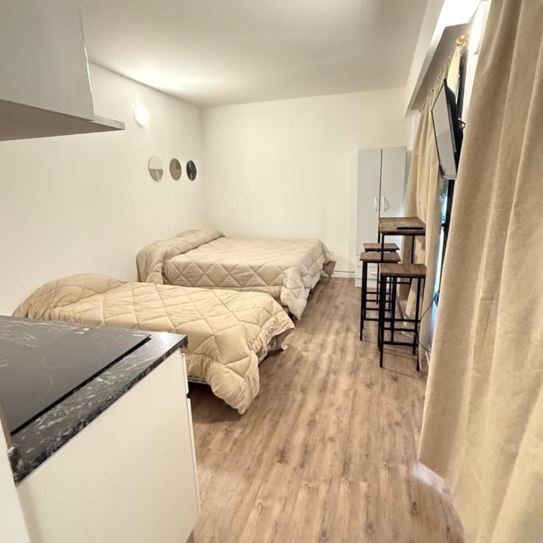 Apart Hotel CABA - Habitación cuádruple - 5