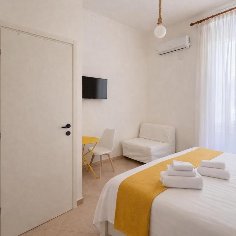B&B Napoli Tonic - Camera Deluxe - 1