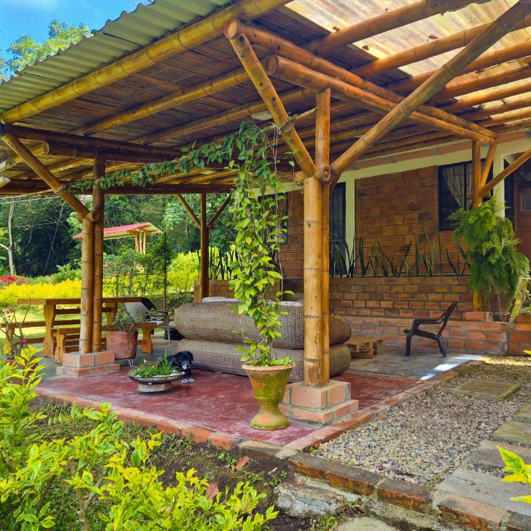 Cabaña Campestre de Descanso - Casa de 3 dormitorios - 9