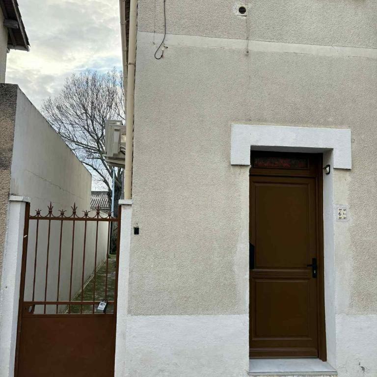 Suite romantique Santorini avec Balnéo & Sauna - Appartement 1 Chambre - 25