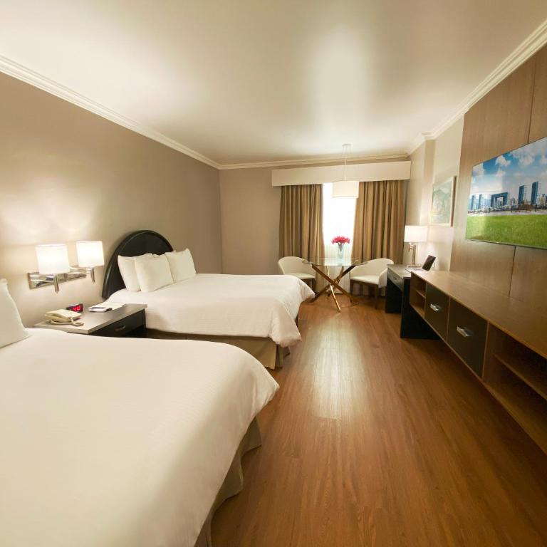 Plaza de Oro - Twin Room - 1