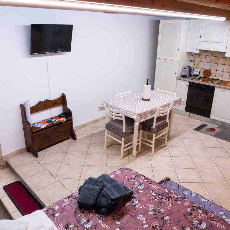 Dimora Antica - Appartamento con 1 Camera da Letto - 12