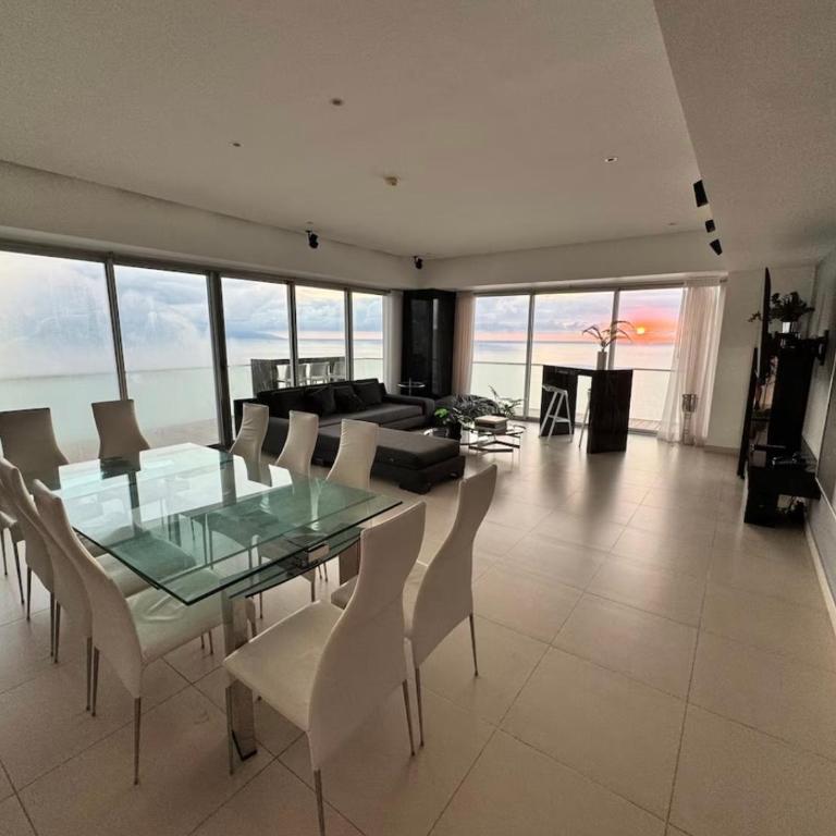 Luxury Oceanview Condo at Icon Vallarta - Apartamento de lujo de 4 dormitorios - 1