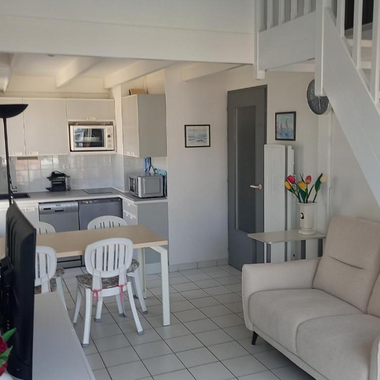 Duplex 4 pers, à 150m de la plage avec garage privé - FR-1-197-574 - Appartamento - 17