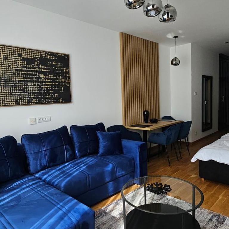 Zlatni TRG - Apartment with Lake View - 4