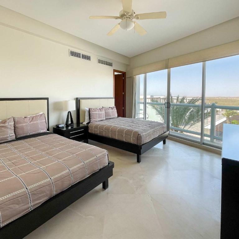 Oceanfront Condo with Stunning Views #303 - Apartamento - 19