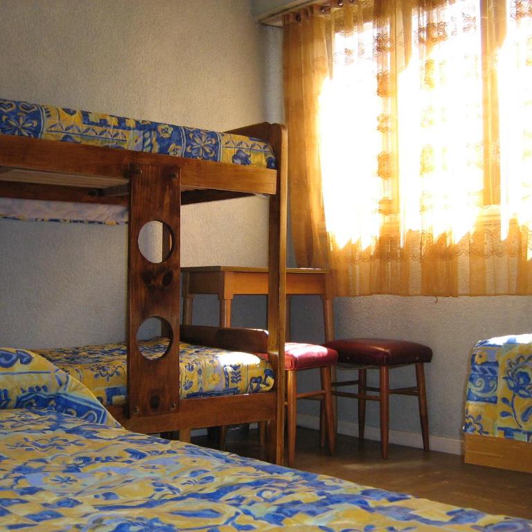 Hotel Lebet - Habitación Cuádruple Económica - 1