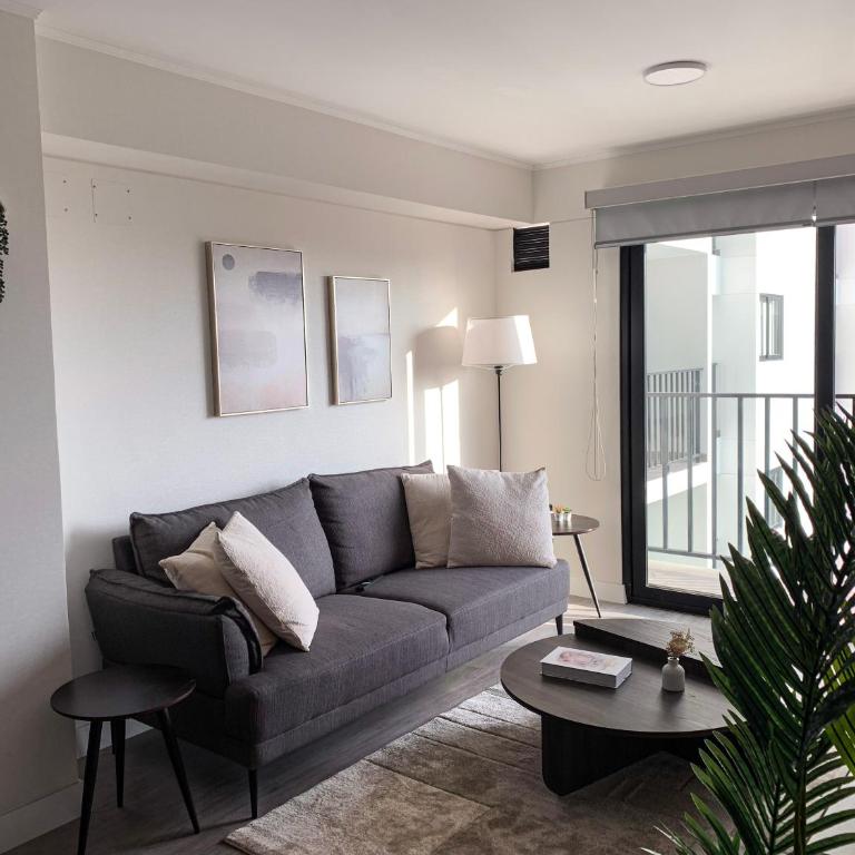 Empire Three Bedroom Miraflores Walk to Larcomar - Apartamento Premium de 3 dormitorios con balcón - 1