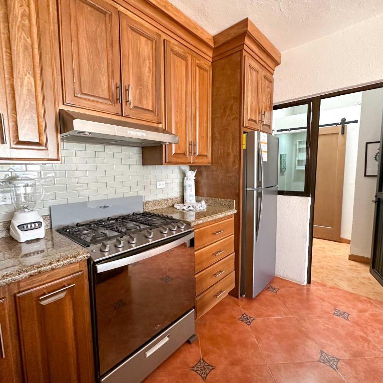 Charming Mexican Townhome Pool Access #01 - Apartamento - 16