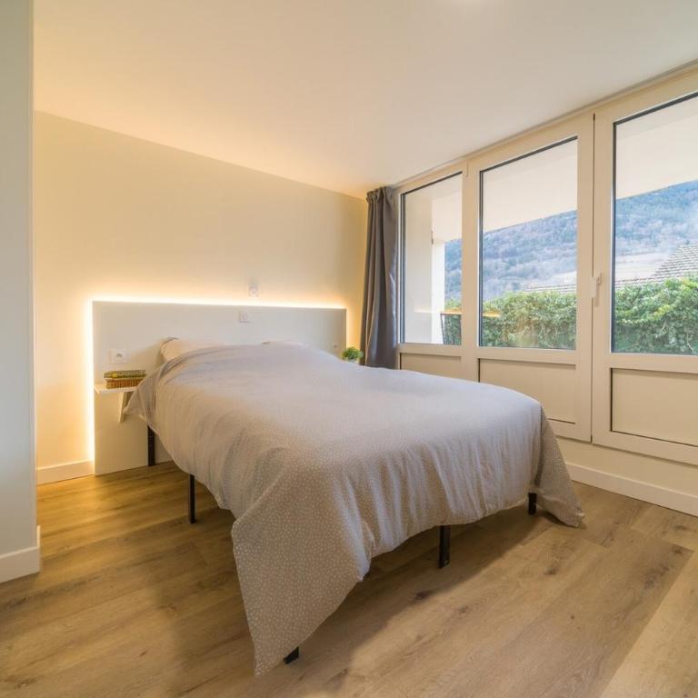 28 Grand Rocher Bright & quiet ground floor 4 BDR - Apartamento - 7