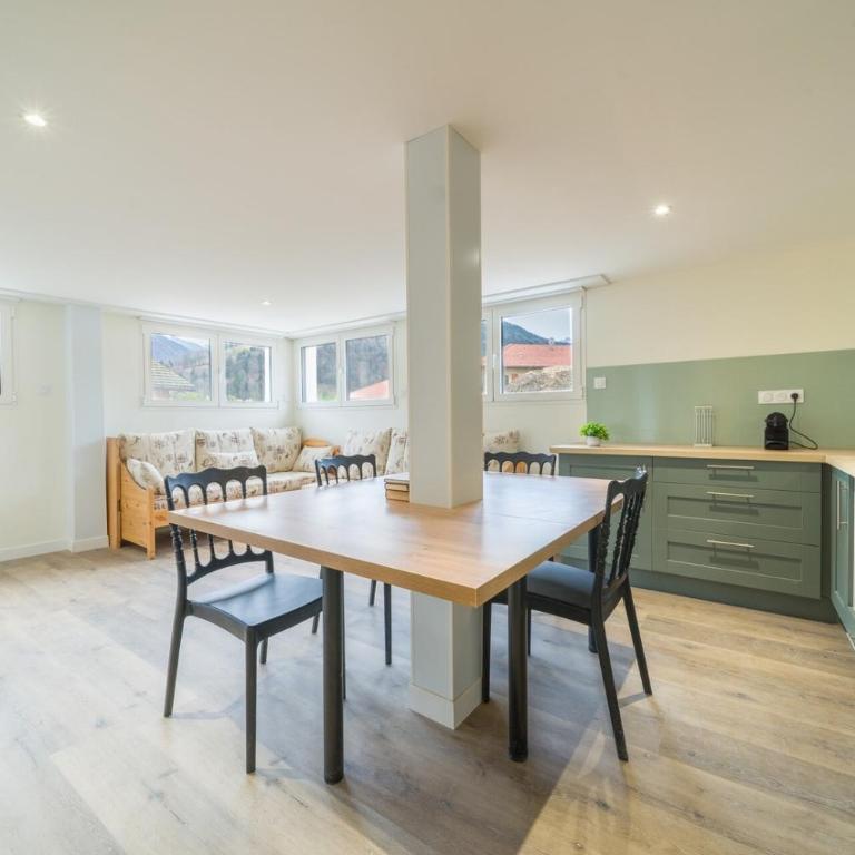 28 Grand Rocher Bright & quiet ground floor 4 BDR - Apartamento - 8