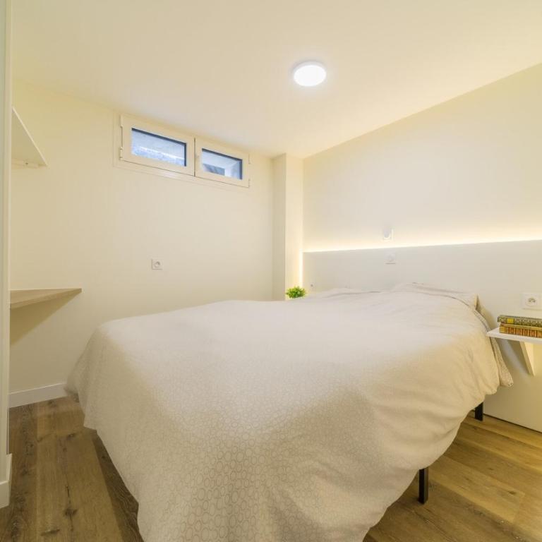 28 Grand Rocher Bright & quiet ground floor 4 BDR - Apartamento - 12