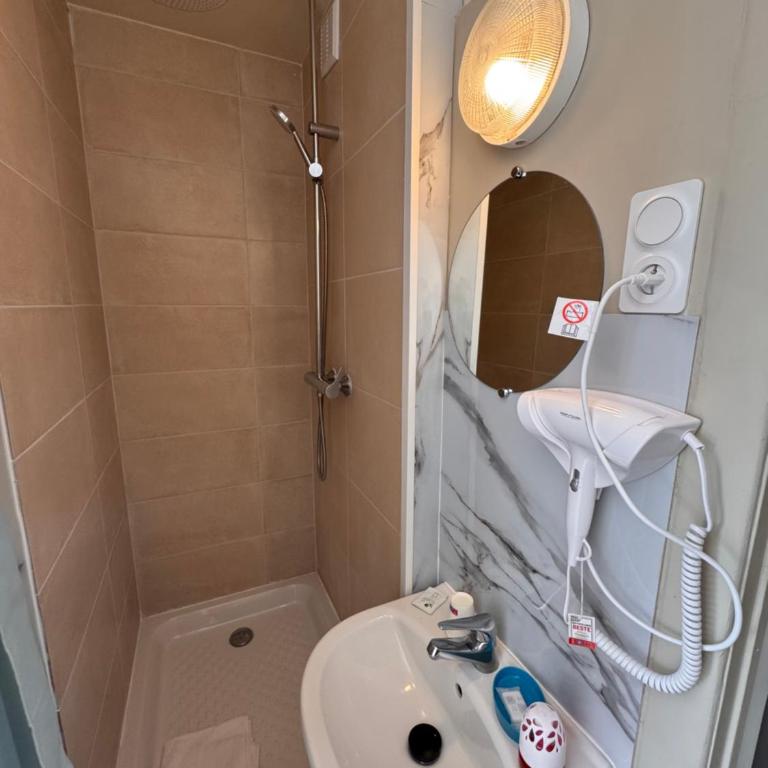 Hôtel OpalOriental Boulogne Sur Mer - gare ville et centre - Petite Chambre Double - 5