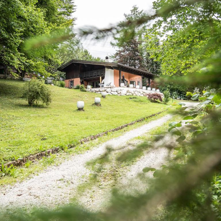 Alpin-Chalet in Alleinlage in Bad Ischl - Wald, Kamin, Sauna und Badeplatz - Haus mit 3 Schlafzimmern - 7